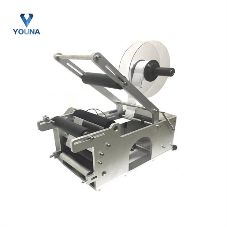 manual labeling machine round bottles (2)