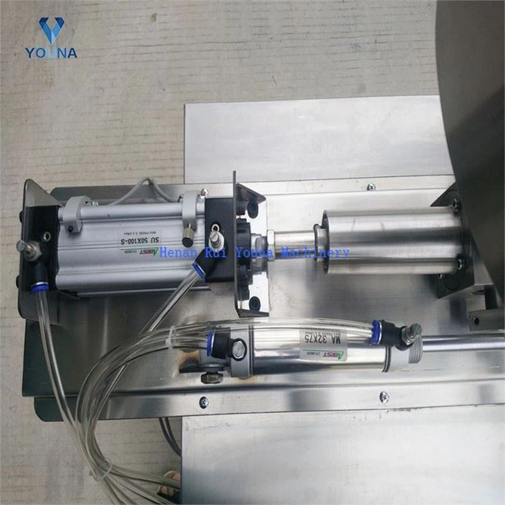automatic 4 sides seal bag shampoo packing machine (5)